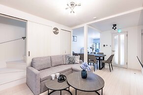 Camellia Tengachayakita