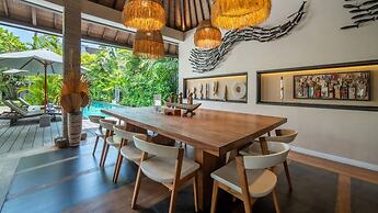 Chic Seminyak Retreat With Private Pool Haven