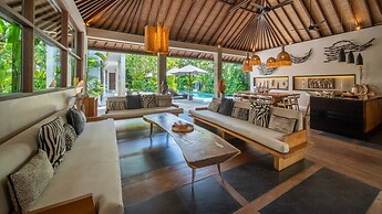 Chic Seminyak Retreat With Private Pool Haven