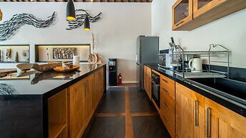 Chic Seminyak Retreat With Private Pool Haven