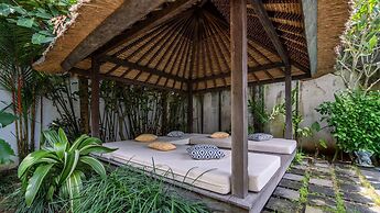 Chic Seminyak Retreat With Private Pool Haven