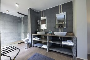 Azura Golf Resort & Spa