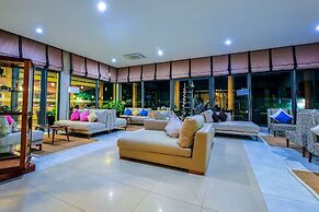 Azura Golf Resort & Spa