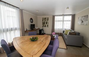 Azura Golf Resort & Spa