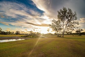 Azura Golf Resort & Spa