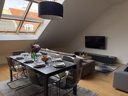 4-room apartment near Charles Square