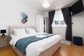 4-room apartment near Charles Square