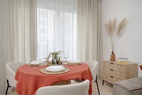 Apartment Kępa Mieszczańska by Renters