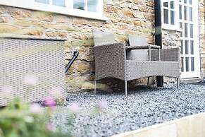 Hampshire Charming House