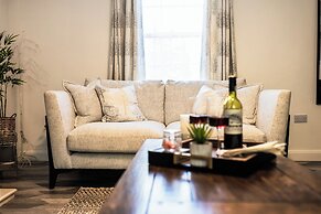 Hampshire Charming House