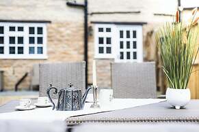 Hampshire Charming House