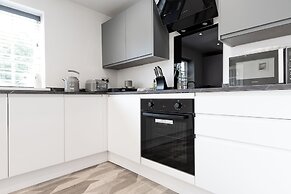 Hampshire Charming House