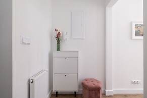 Apartment for 4 in Kraków by Renters