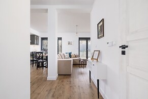 Apartment for 4 in Kraków by Renters