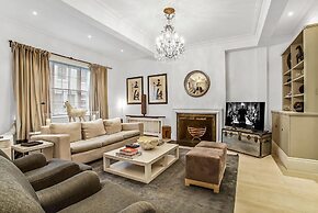 White House Mews Property