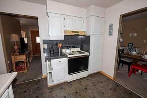 750 Stanford Avenue 3 Bedroom Cabin