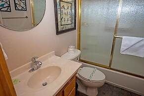 750 Stanford Avenue 3 Bedroom Cabin by RedAwning