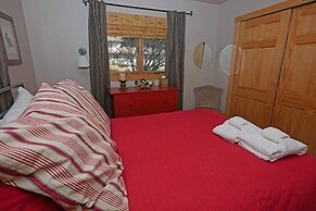 750 Stanford Avenue 3 Bedroom Cabin by RedAwning