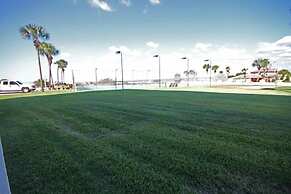 511 El Matador 2 Bedroom Condo by RedAwning