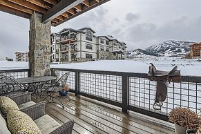 Helling Circle Secret 102 3 Bedroom Condo by RedAwning