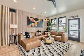 Helling Circle Secret 102 3 Bedroom Condo by RedAwning