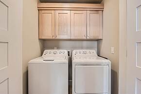 Helling Circle Secret 102 3 Bedroom Condo by RedAwning