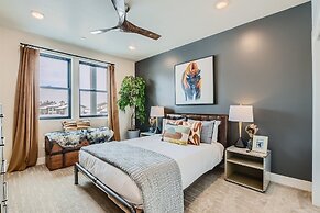 Helling Circle Secret 102 3 Bedroom Condo by RedAwning