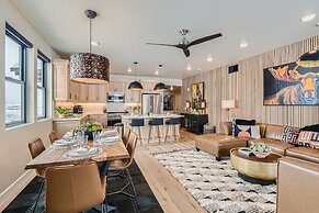 Helling Circle Secret 102 3 Bedroom Condo by RedAwning