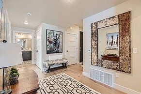 Helling Circle Secret 102 3 Bedroom Condo by RedAwning