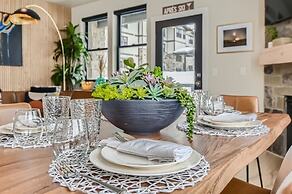 Helling Circle Secret 102 3 Bedroom Condo by RedAwning