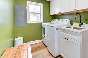 Bright Houghton Lake Home w/ Boat Dock + Fire Pit