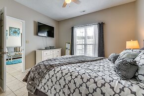 Charlotte Abode ~ 9 Mi to Bank of America Stadium!