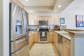 Walk to Ski Lift: Breck Condo w/ Hot Tub