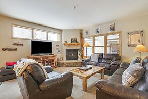 Walk to Ski Lift: Breck Condo w/ Hot Tub