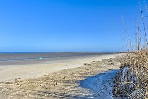 St Helena Island Condo on Private Island w/ Deck!