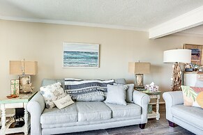 St Helena Island Condo on Private Island w/ Deck!