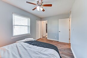 7 Mi to Louisville: Family-friendly Jefferson Home