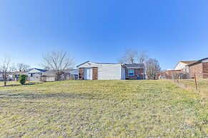 7 Mi to Louisville: Family-friendly Jefferson Home