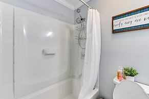 7 Mi to Louisville: Family-friendly Jefferson Home