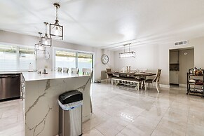 Airy Tempe Vacation Rental w/ Gas Grill + Pool!