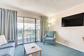 Galveston Condo w/ Beach Access Near Moody Gardens