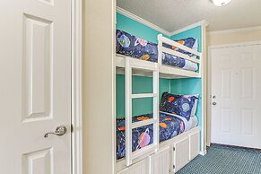 Galveston Condo w/ Beach Access Near Moody Gardens