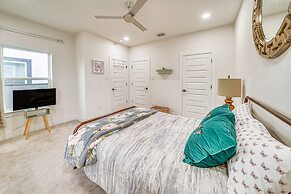 Upscale San Antonio Condo w/ Rooftop Patio