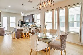 Upscale San Antonio Condo w/ Rooftop Patio