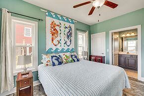 Ocean-view Apt in Emerald Isle - Walk to Beaches!