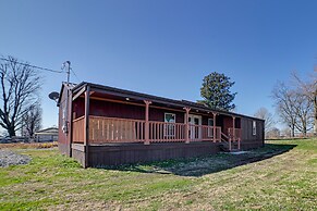 Peaceful Kentucky Countryside Cabin w/ Porch