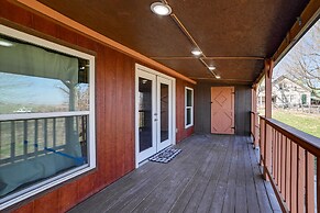 Peaceful Kentucky Countryside Cabin w/ Porch