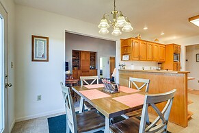 Stockton Home w/ Deck & Gas Grill ~ 1 Mi to Lake!