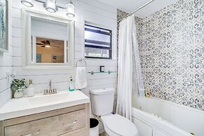 Port St Lucie Retreat: Lanai w/ Private Pool!