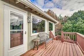 Ocean-view Oregon Coast Vacation Rental w/ Deck